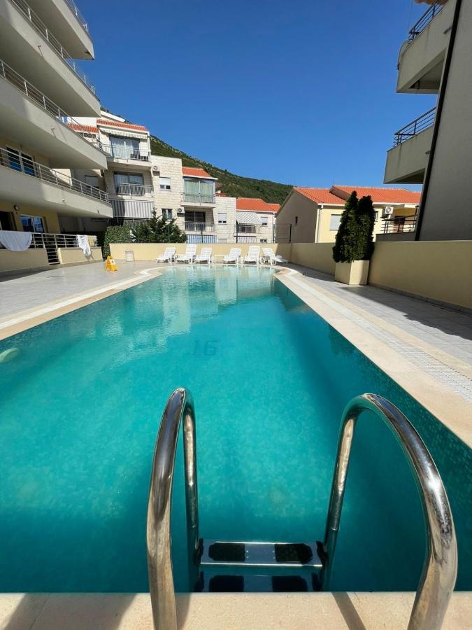Apartamento Charm Petrovac Exterior foto