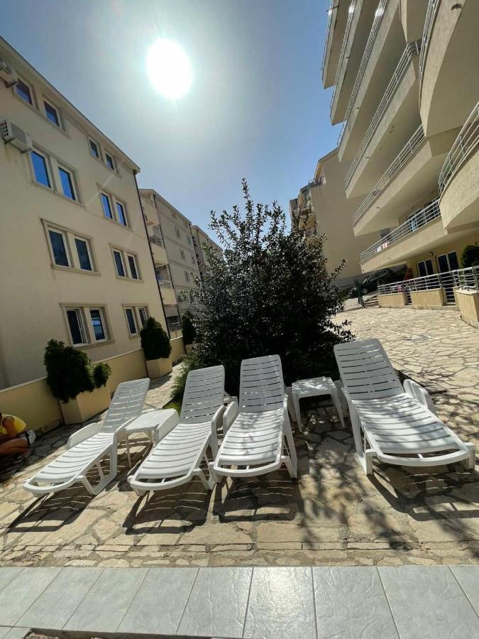 Apartamento Charm Petrovac Exterior foto