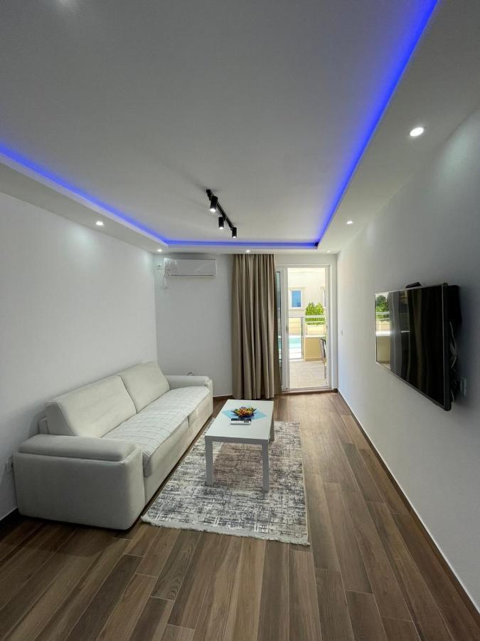 Apartamento Charm Petrovac Exterior foto